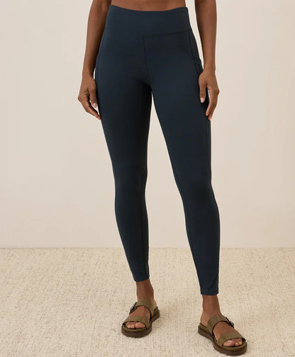 clearance on the go-to pocket legging