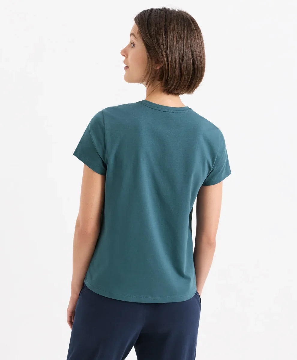 luxe essential crewneck tee