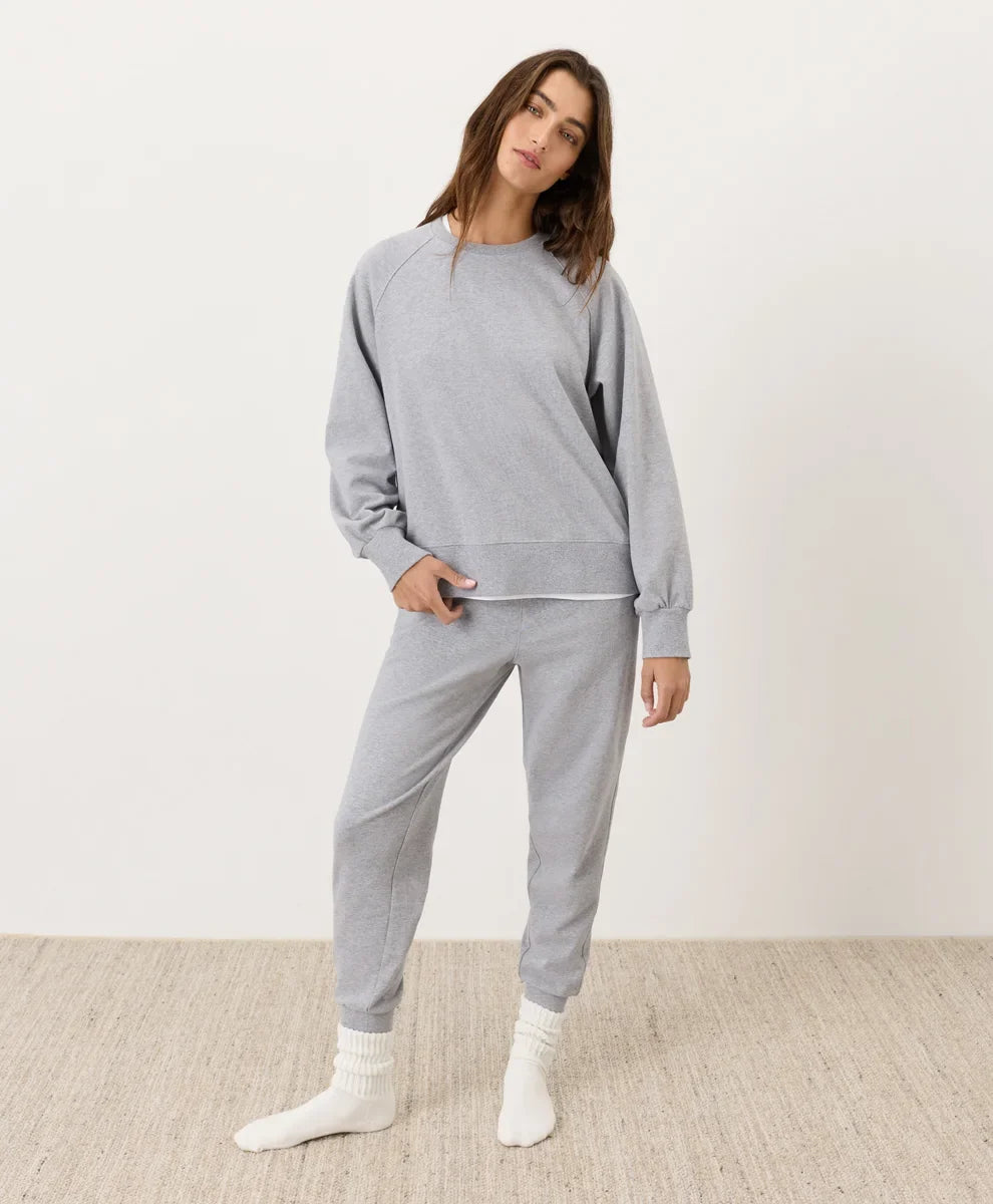 cloudknit raglan crew