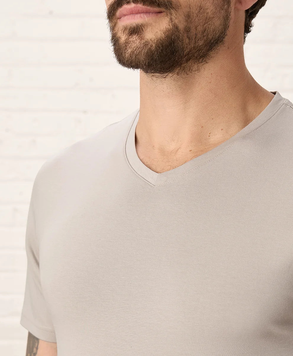 luxe essential slim fit v-neck tee