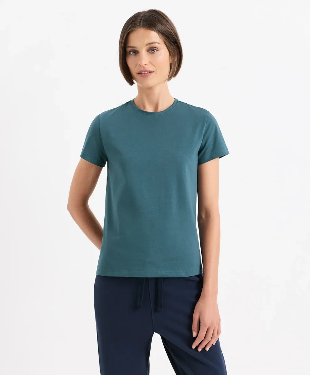 luxe essential crewneck tee