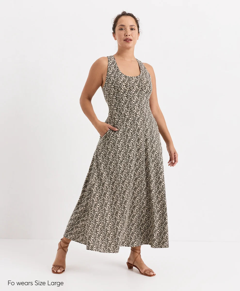 fit & flare open back maxi dress
