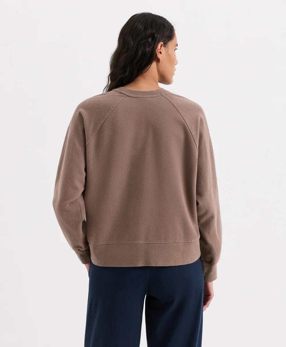 cloudknit raglan crew