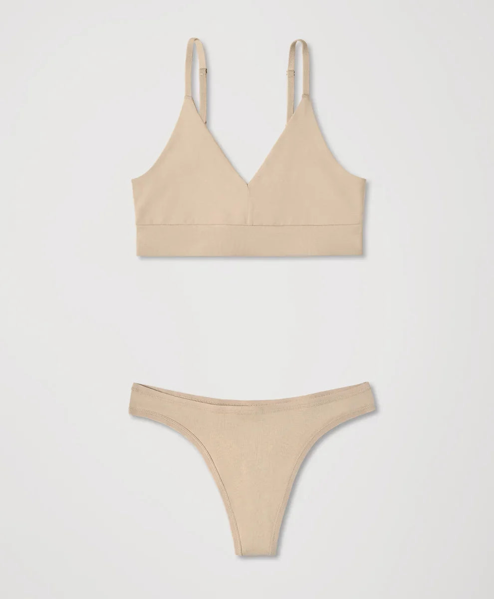 everyday barely there set