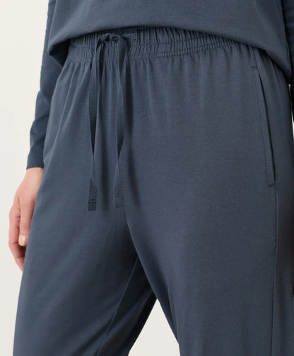 clearance luxe essential jogger
