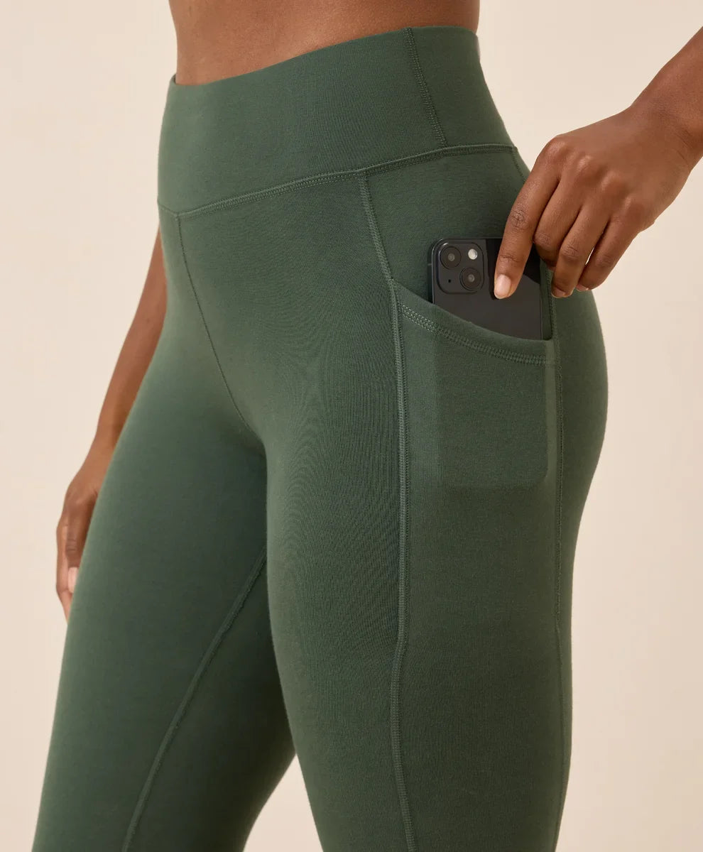 clearance on the go-to pocket legging