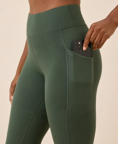 clearance on the go-to pocket legging
