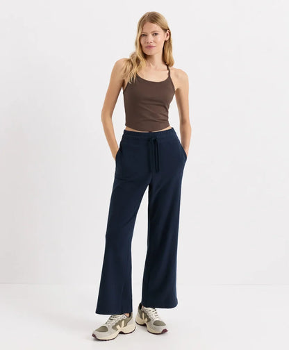 on the go-to shelf bra tank