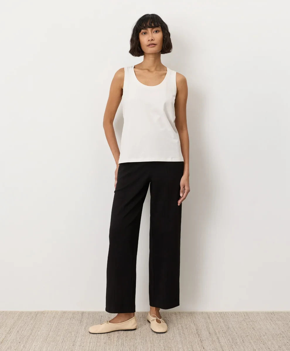 luxe essential scoop neck tank