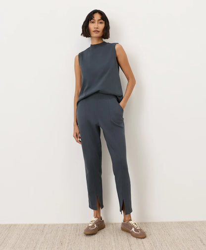 clearance airplane tapered leg pant