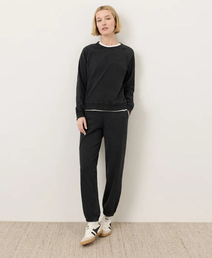 weekends relaxed sweatpant