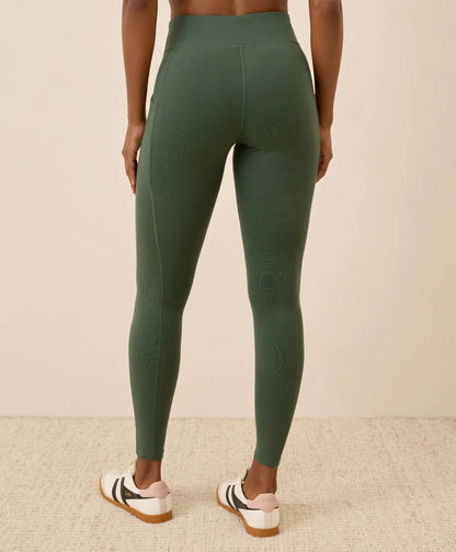 clearance on the go-to pocket legging