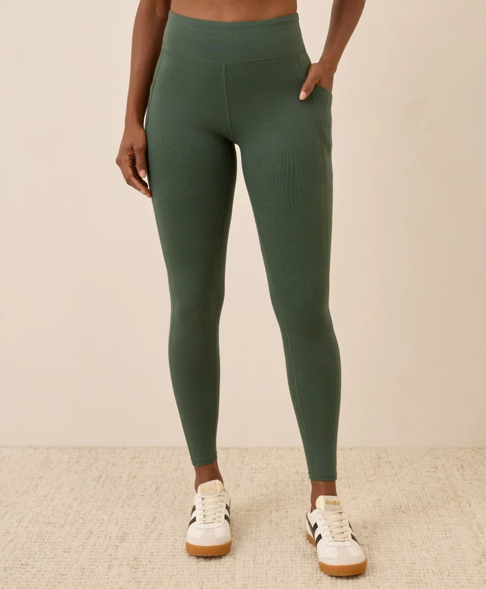 clearance on the go-to pocket legging