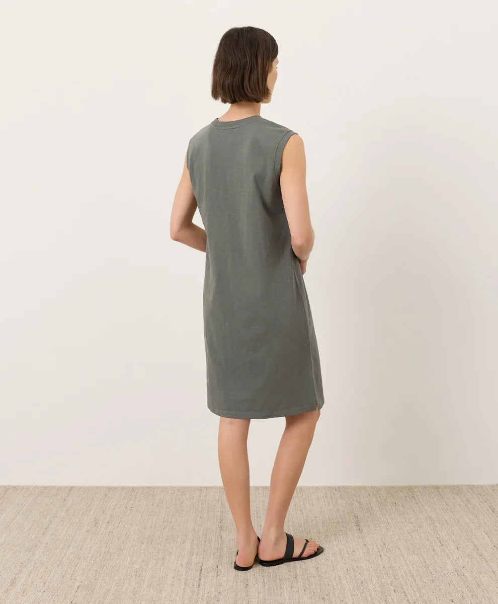 soft-slub essential easy muscle tee dress