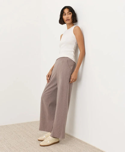 clearance airplane pintuck wide leg pant