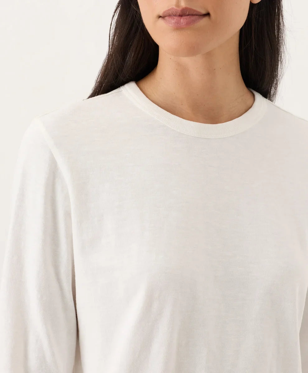 soft-slub essential crewneck long sleeve tee