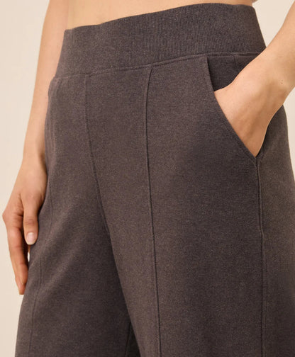 clearance airplane pintuck wide leg pant