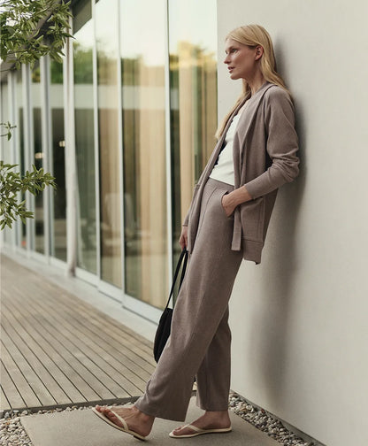 clearance airplane pintuck wide leg pant