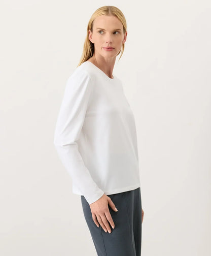 luxe essential crewneck long sleeve tee