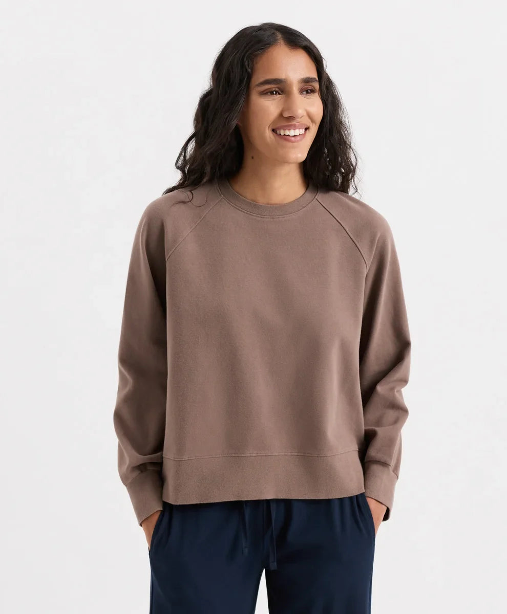 cloudknit raglan crew