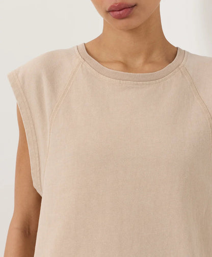 weekends raglan muscle tee