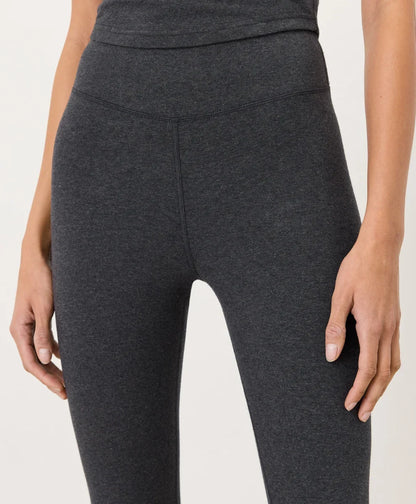 on the go-to cropped legging