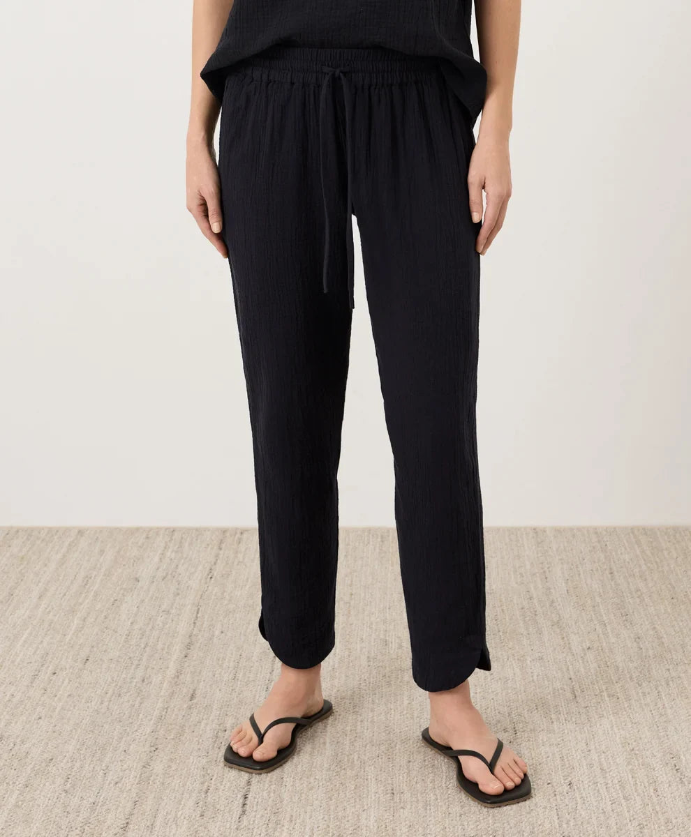 coastal double gauze tapered pull-on pant