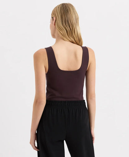 on the go-to square neck tank