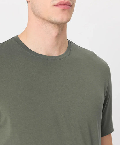 luxe essential classic fit crewneck tee