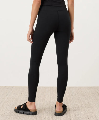 on the go-to legging set