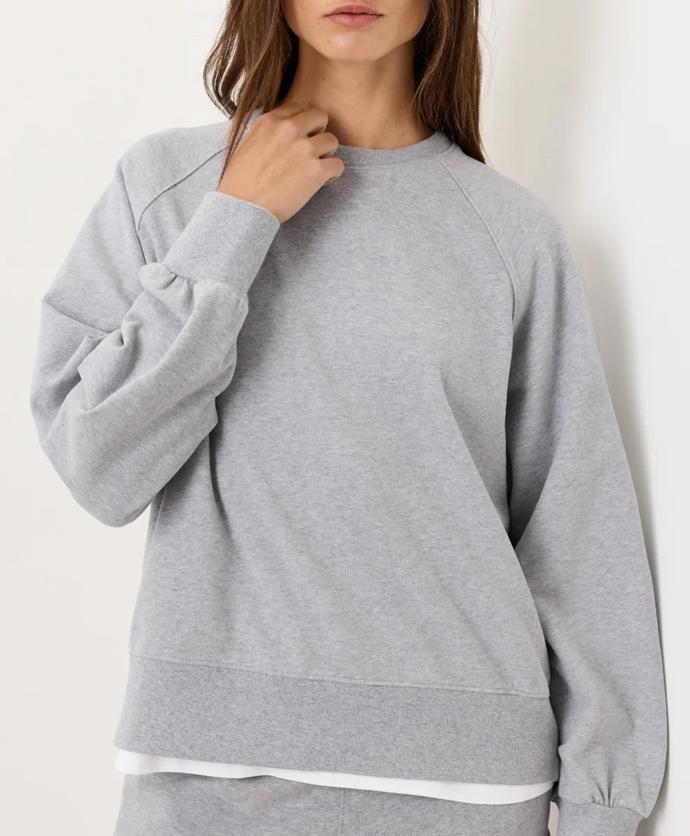 cloudknit raglan crew