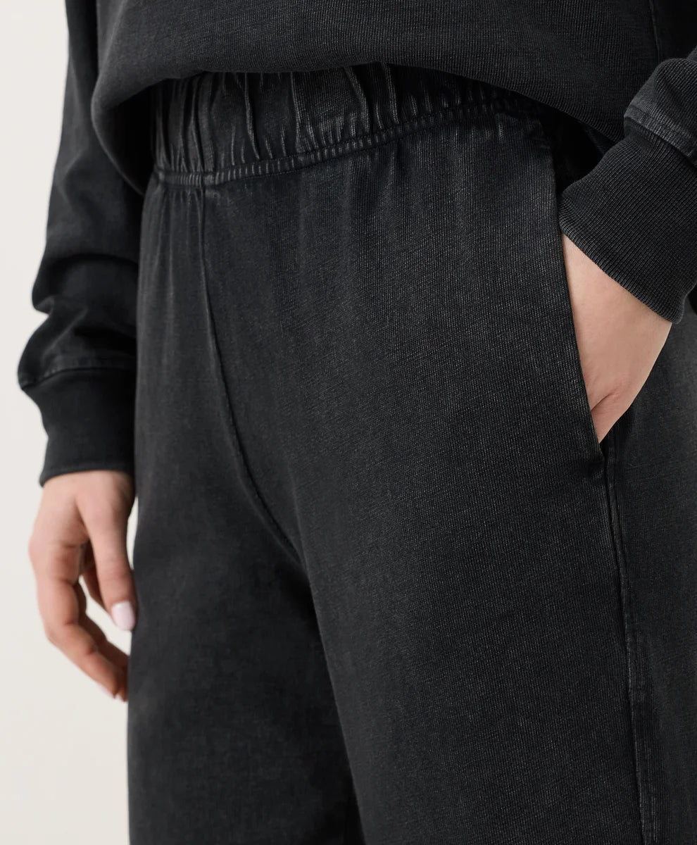 weekends relaxed sweatpant