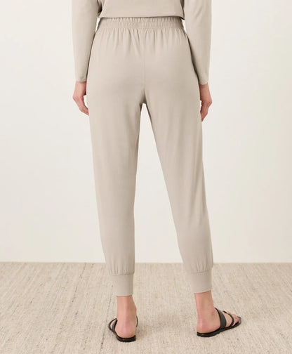 clearance luxe essential jogger