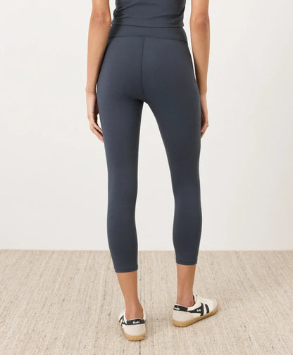 on the go-to cropped legging
