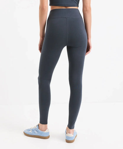 on the go-to legging