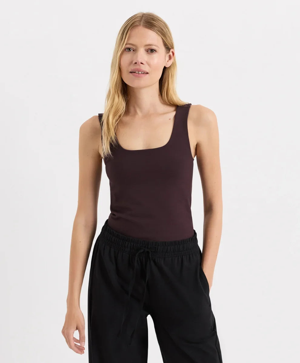 on the go-to square neck tank