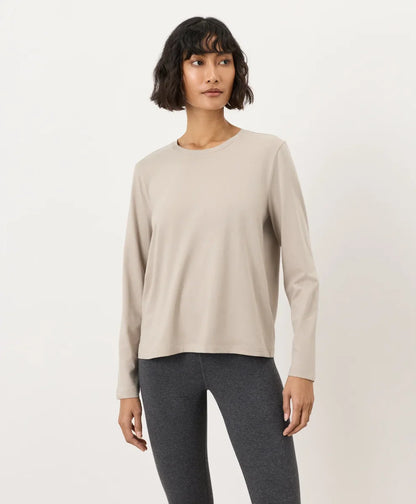 luxe essential crewneck long sleeve tee