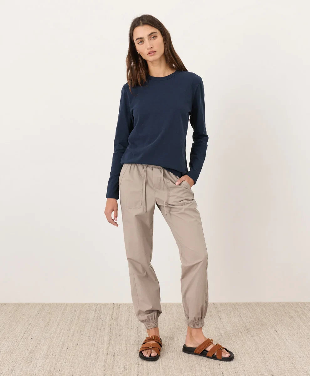 soft-slub essential crewneck long sleeve tee