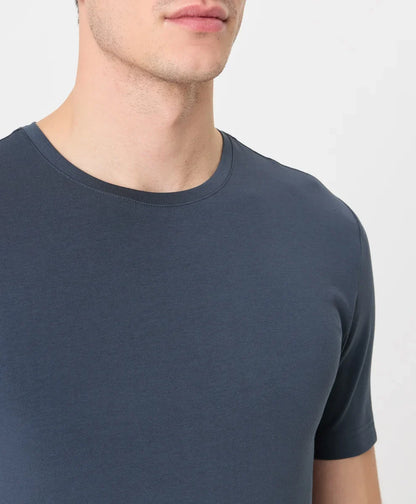 luxe essential slim fit crewneck tee