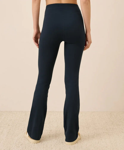 clearance on the go-to bootcut legging