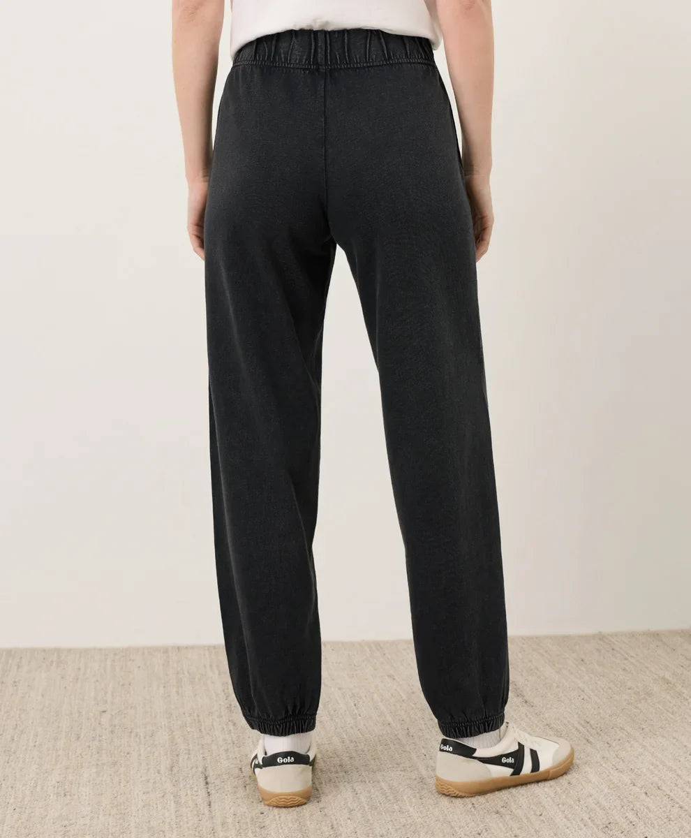 weekends relaxed sweatpant
