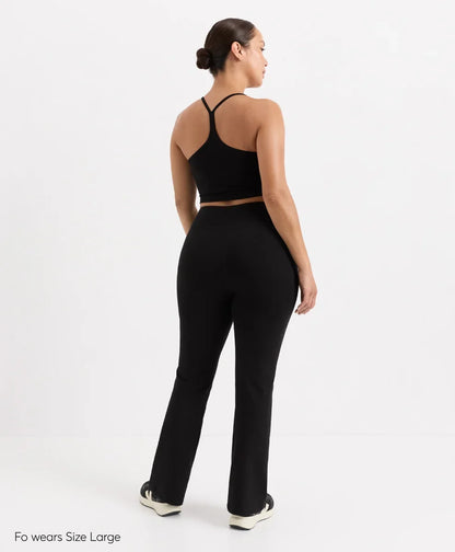 on the go-to contour bootcut legging